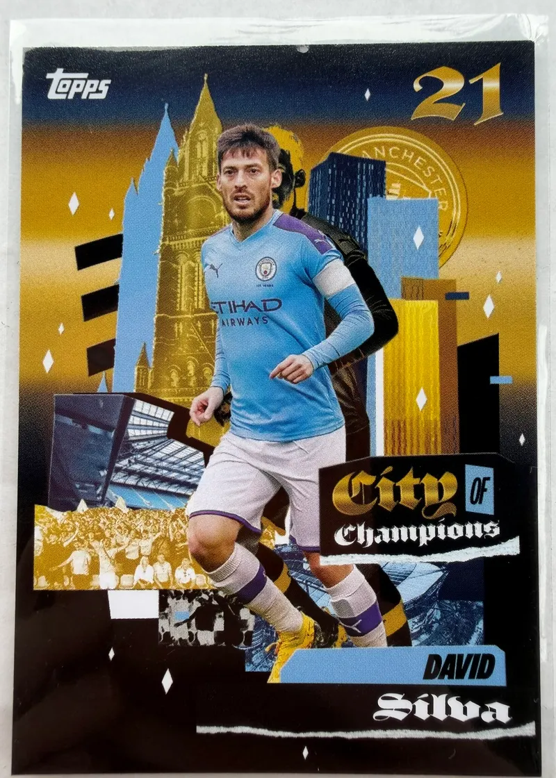 David Silva, Topps Team Set Manchester City 2024/25 City of Champions — awers ze złotym tłem i numerem 21