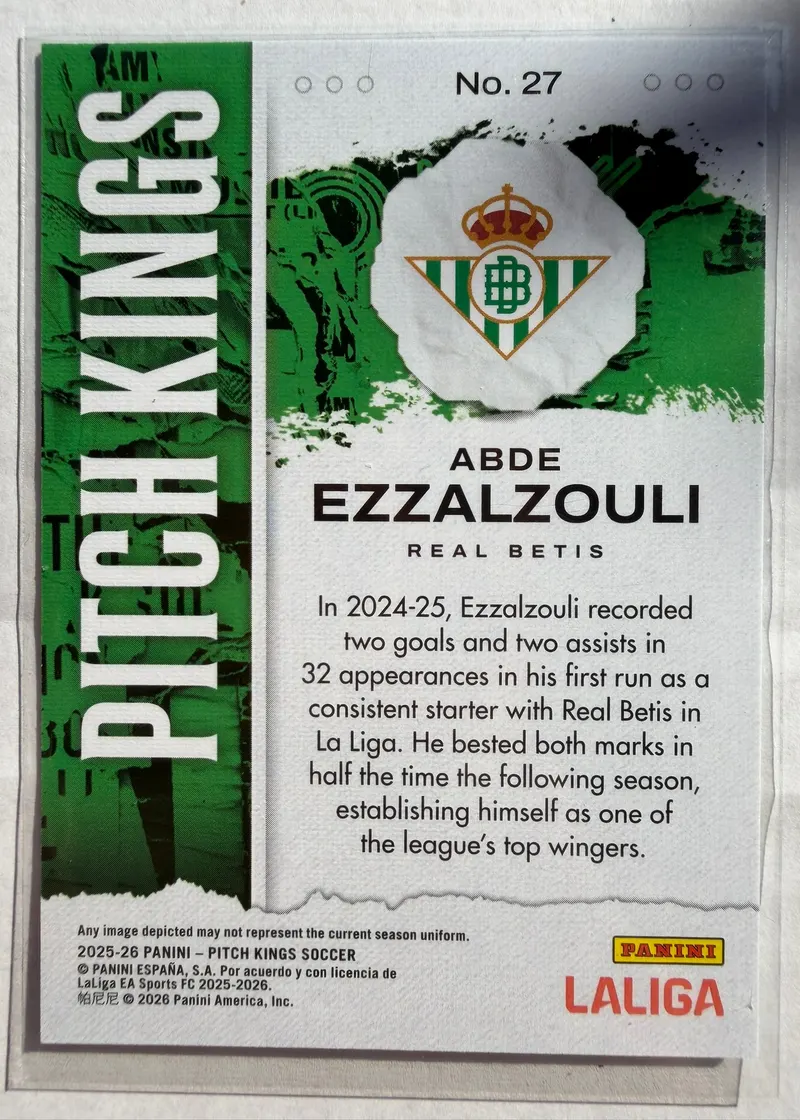 Abde Ezzalzouli, Panini Pitch Kings 2025/26, karta 27 — rewers z herbem Realu Betis i opisem zawodnika