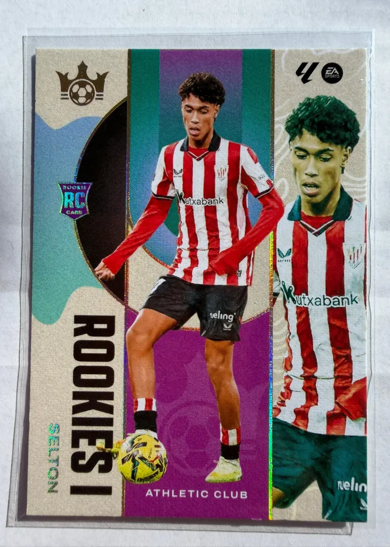 Selton Sánchez, Panini Pitch Kings 2025/26 Rookies I, karta 3 — awers z oznaczeniem ROOKIE CARD i zawodnikiem w czerwono-białych pasach Athletic Club