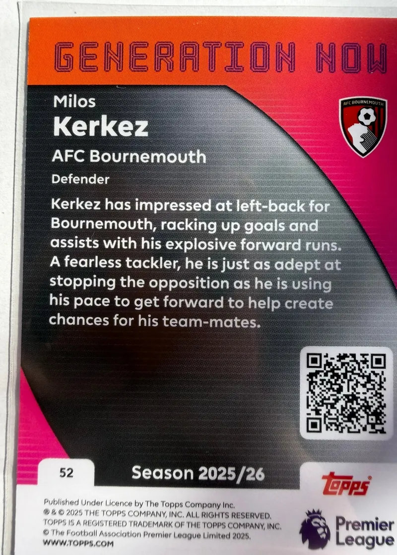 Miloš Kerkez, Topps Premier League Debut Edition 2025/26 — rewers karty 52 z opisem gry lewego obrońcy