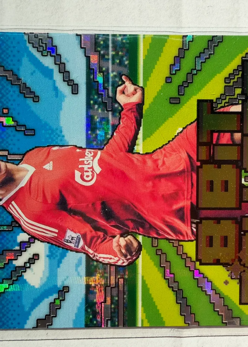 Fernando Torres, Topps Premier League 2026/27 8B 13 8-Bit Ballers — awers w stylu pikselowej grafiki z zawodnikiem w koszulce Liverpoolu