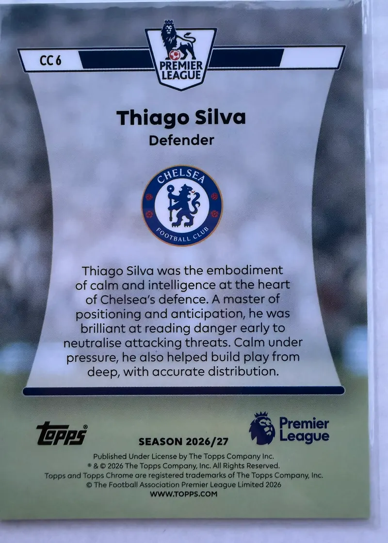 Thiago Silva, Topps Chrome Premier League 2026/27 Chrome Classics CC 6 — rewers z herbem Chelsea i opisem zawodnika