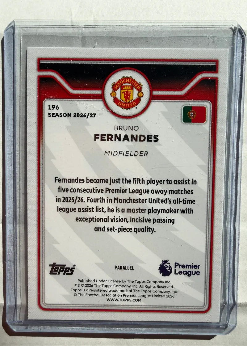 Bruno Fernandes, Topps Premier League 2026/27 nr 196 — rewers z opisem zawodnika i oznaczeniem PARALLEL