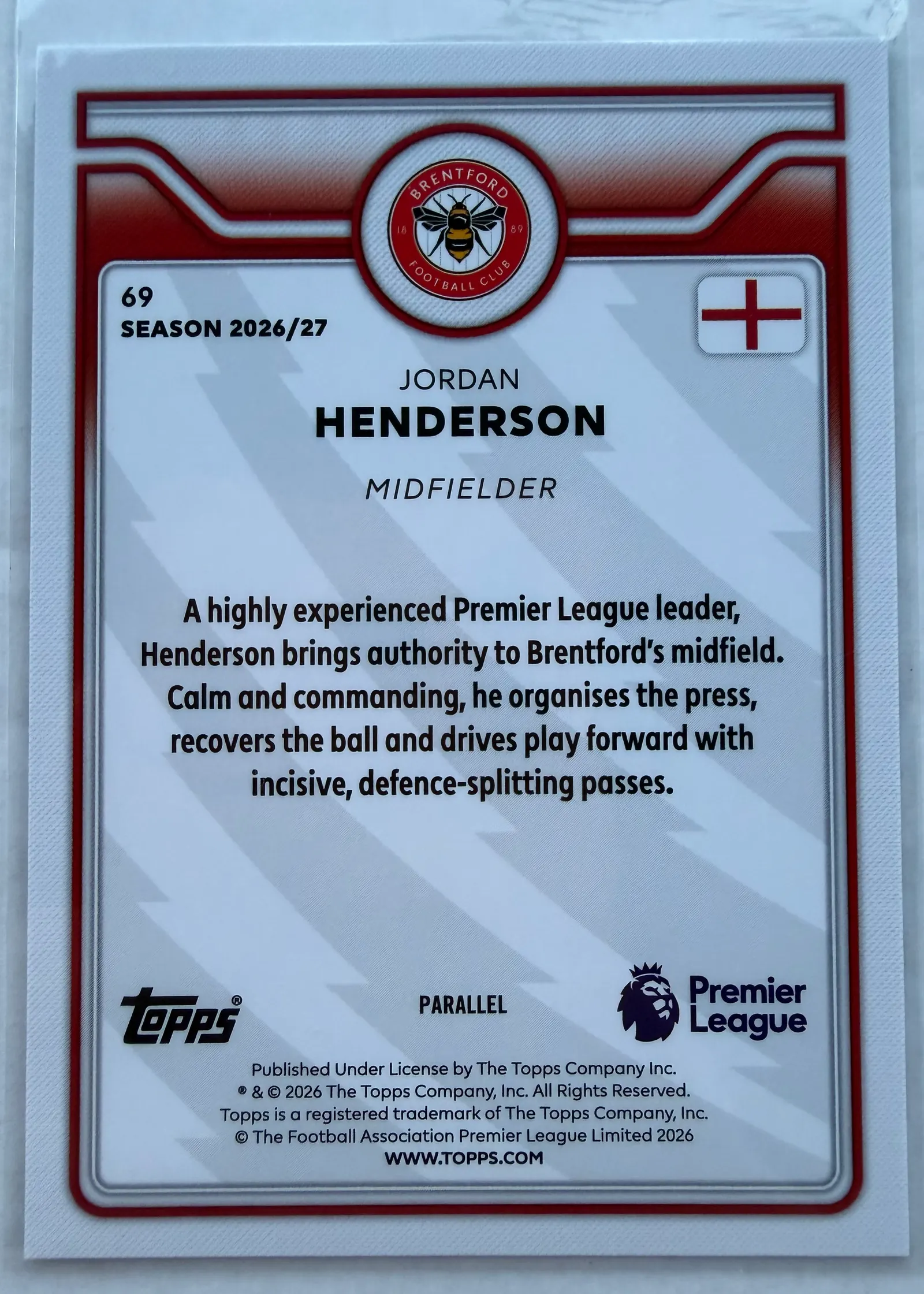 Jordan Henderson, Topps Premier League 2026/27 nr 69 — rewers z opisem zawodnika i oznaczeniem PARALLEL