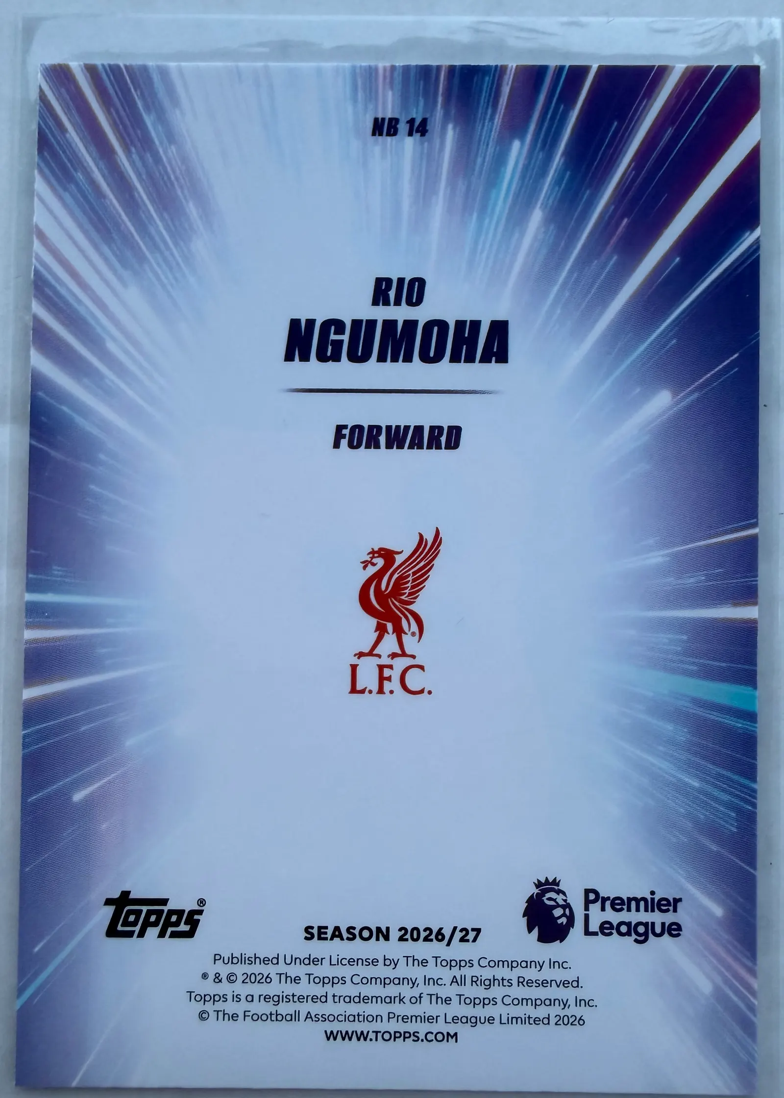 Rio Ngumoha, Topps Premier League 2026/27 Nitro Boost NB 14 — rewers z herbem Liverpoolu i numerem NB 14