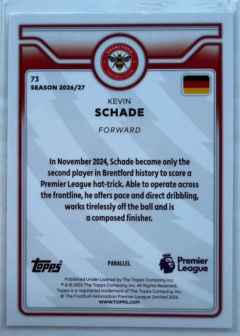 Kevin Schade, Topps Premier League 2026/27 nr 73 Purple Voltage — rewers z oznaczeniem parallel i herbem Brentford