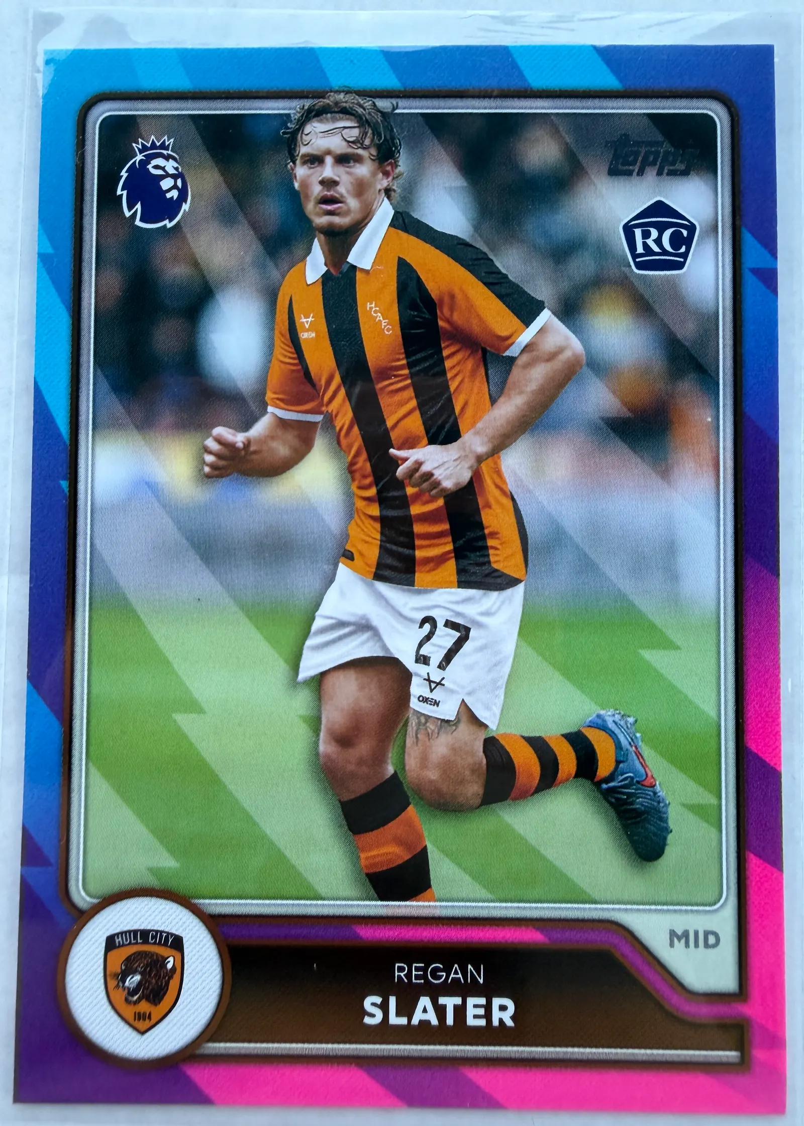 Regan Slater, Topps Premier League 2026/27 nr 294 PL Parallel — awers w barwach Hull City z oznaczeniem RC