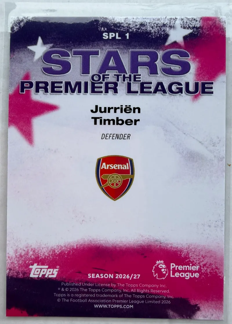 Jurriën Timber, Topps Premier League 2026/27 — rewers karty SPL 1 z nagłówkiem podserii, gwiazdami i herbem Arsenalu