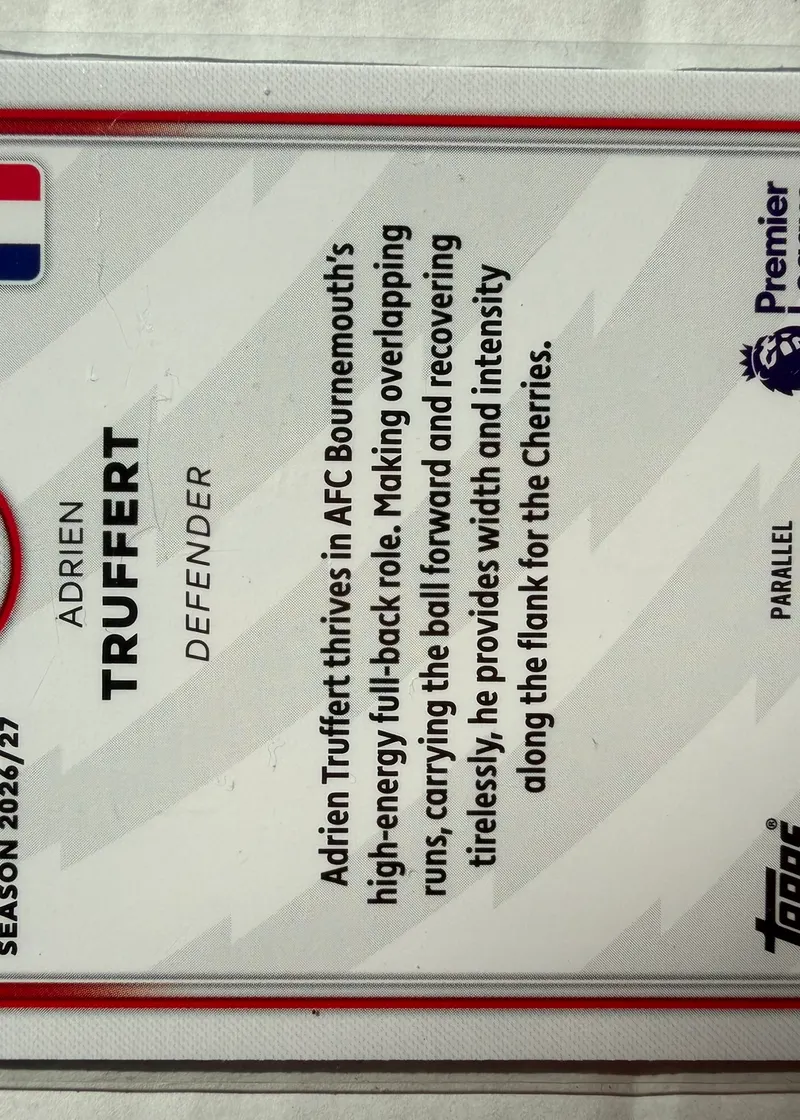 Adrien Truffert, Topps Premier League 2026/27 nr 51 — rewers z herbem AFC Bournemouth i oznaczeniem PARALLEL