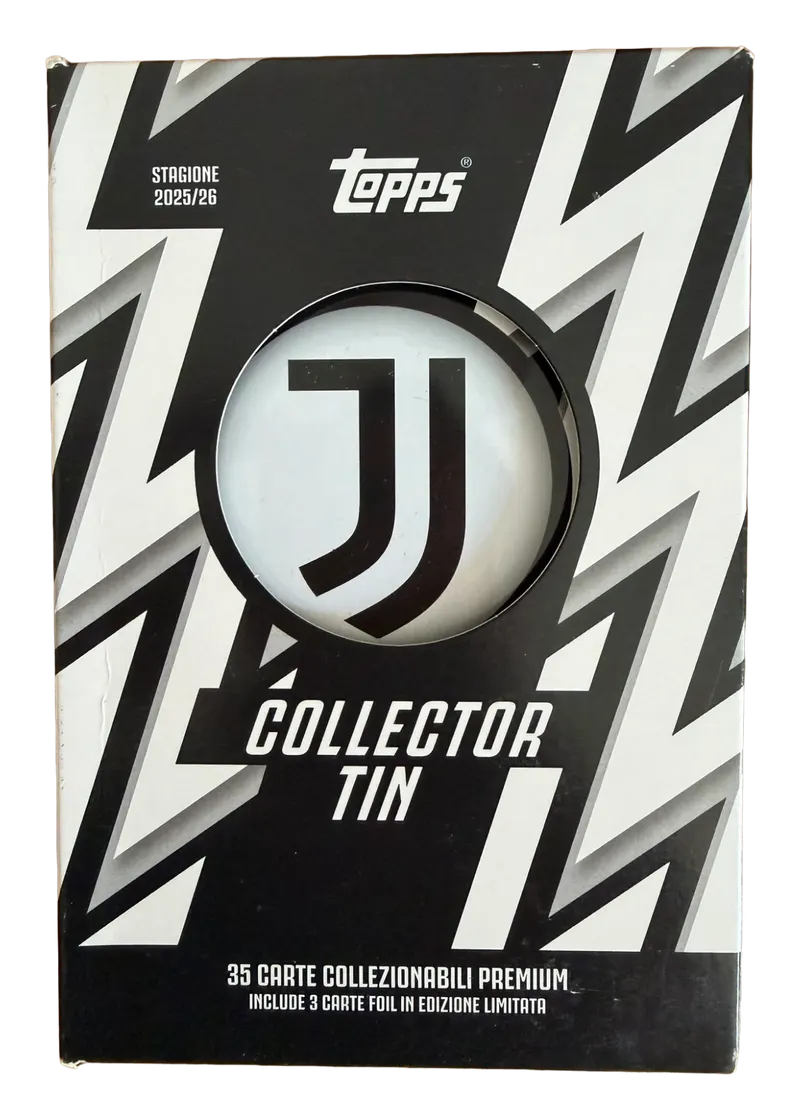Topps Juventus Collector Tin 2025/26, nieotwarte opakowanie, front z herbem klubu w okienku i czarno-białym wzorem zygzaków oraz napisem 35 carte collezionabili premium